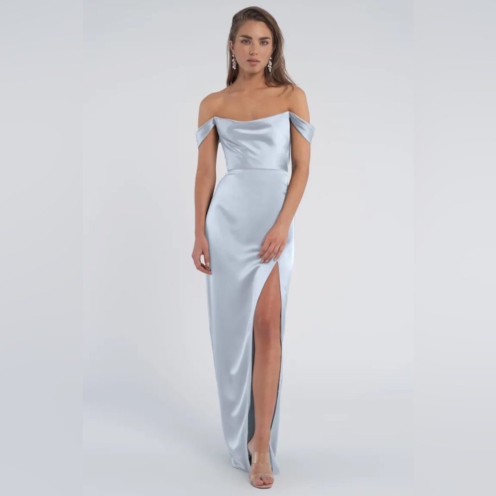 Jenny Yoo Sawyer in Whisper Blue